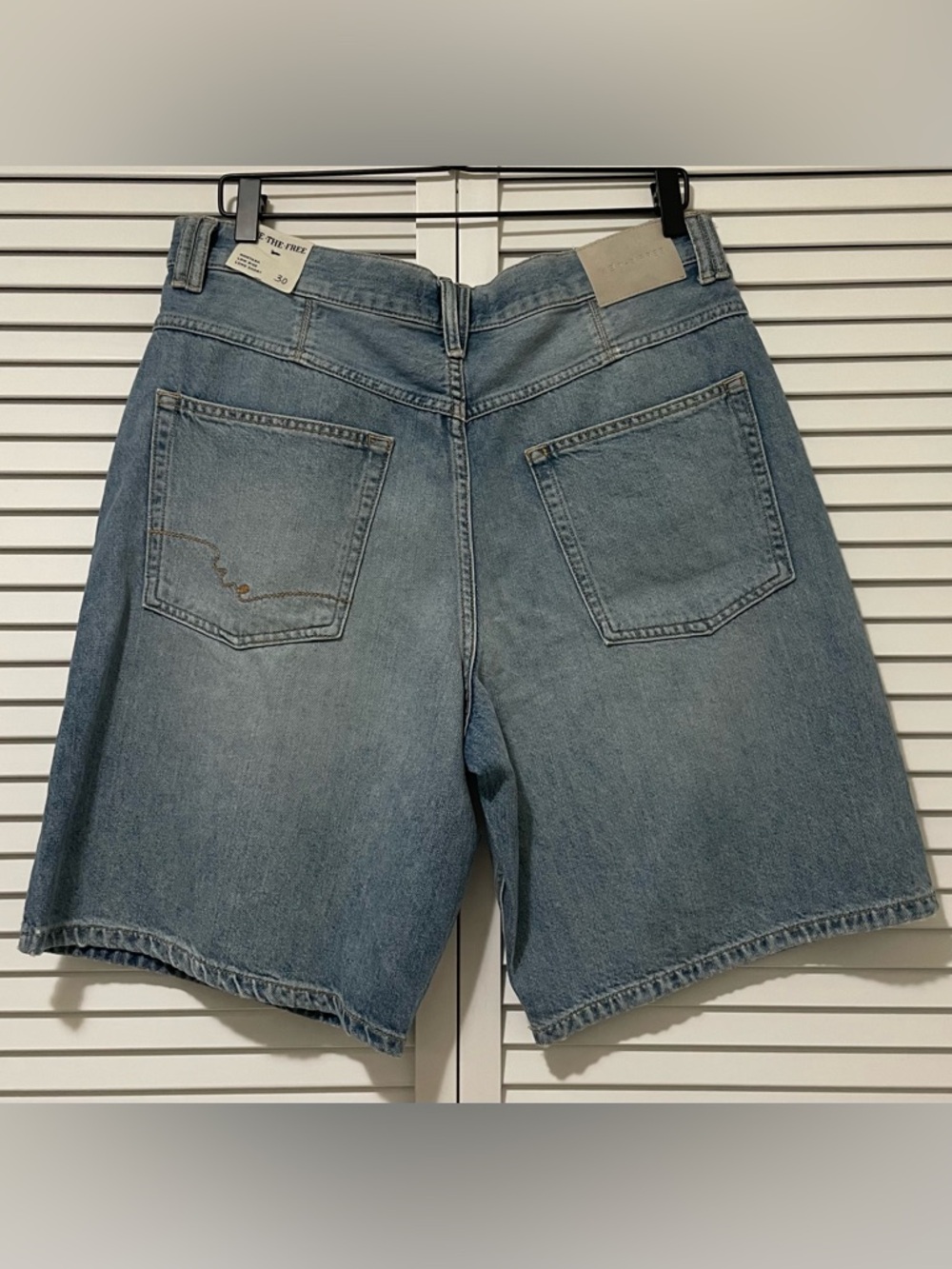 We The Free Mid-Blue Denim Jean Shorts - Picture 5 of 5